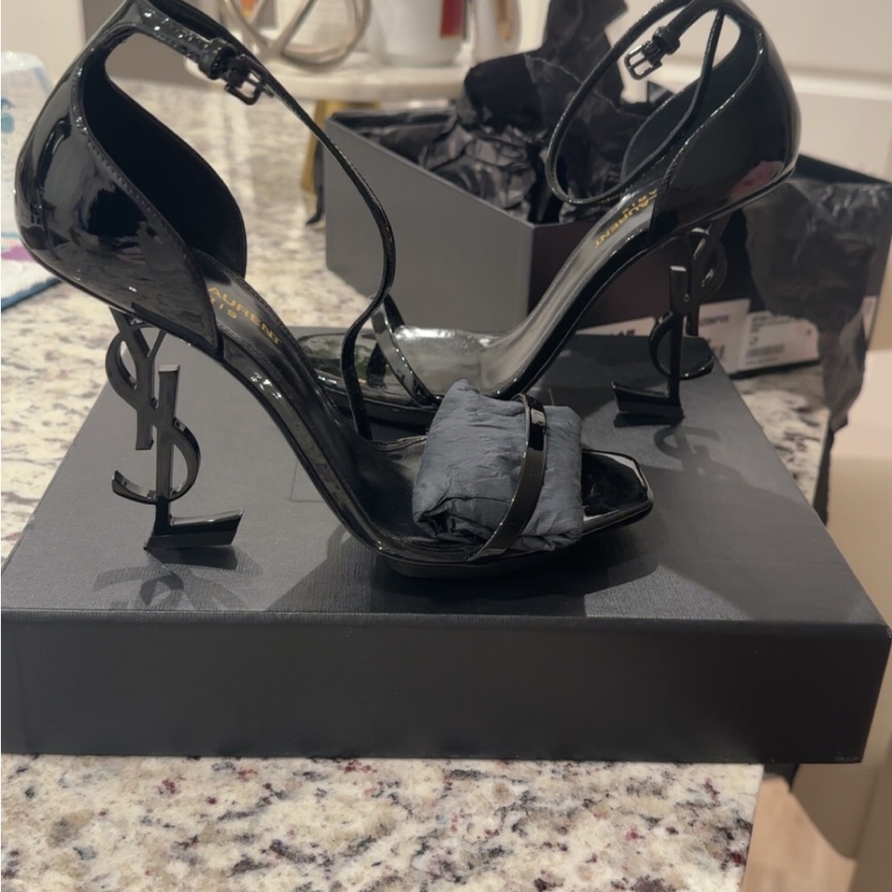 Saint Laurent Patent Calfskin Opyum 110 Sandal-Heel
